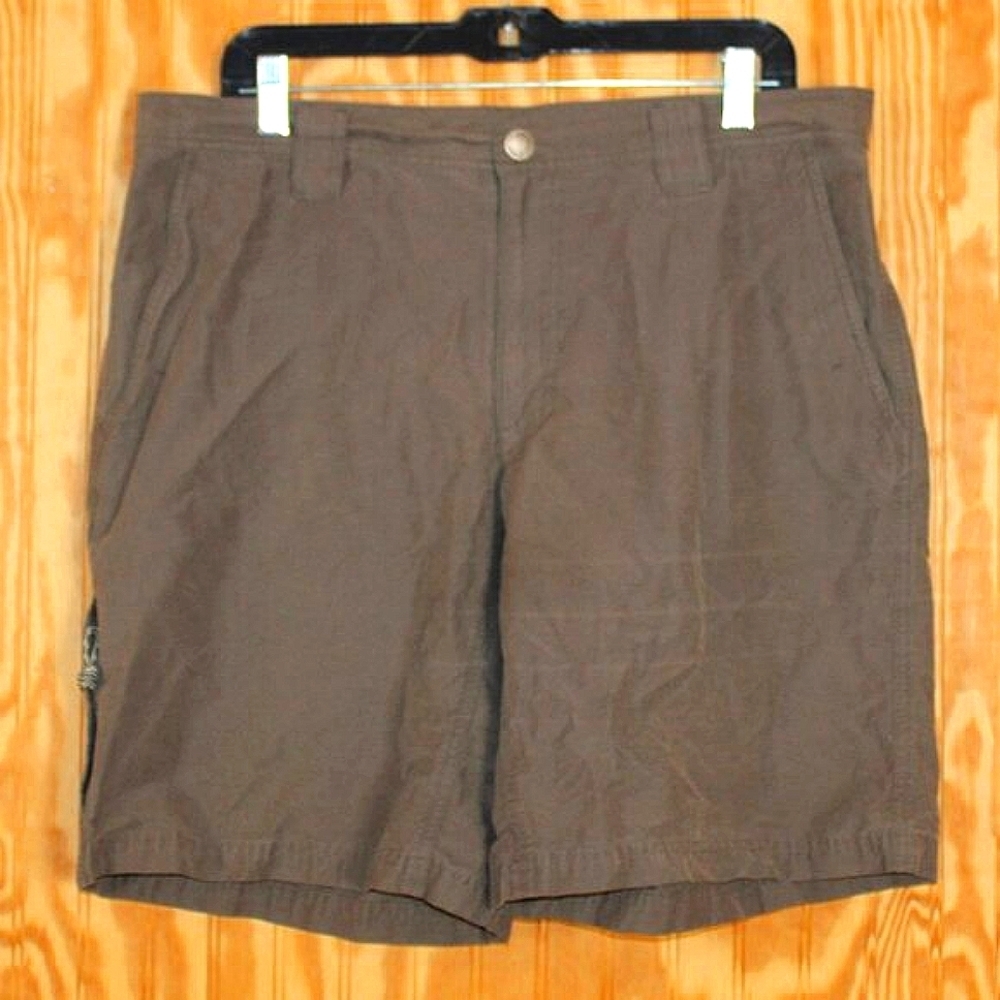 Columbia Sportswear Hiking Shorts - Brown - Size 36W